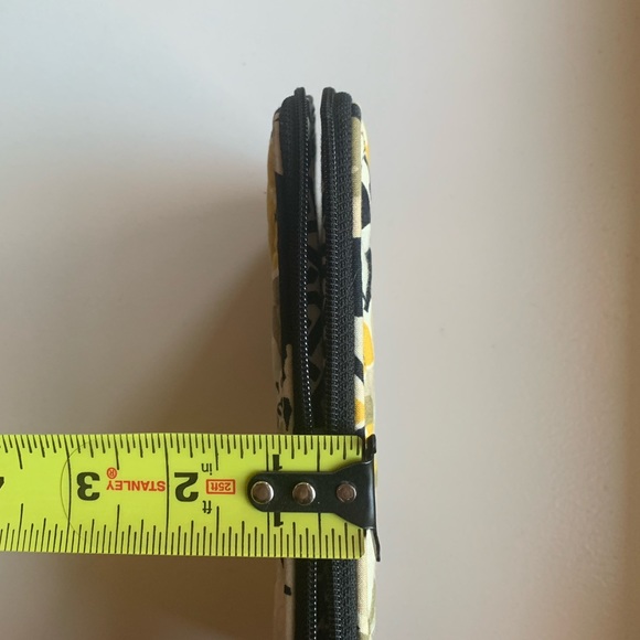 NWOT Vera Bradley floral mini iPad case - Picture 5 of 7